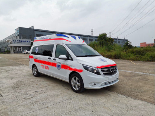comprar Mercedes Benz de gasolina ambulancia 7 asientos delantero montado 4x2 transmisión automática online manufacture