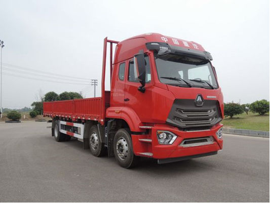 Un buen precio. 30T 50T camión pesado vehículo de carga diesel de tres ejes camión 8 × 2 en línea
