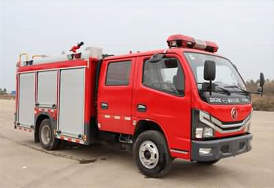 Un buen precio. 6.2m camiones de rescate de incendios de 140 caballos de fuerza tanque de agua de Dongfeng camión de bomberos en línea