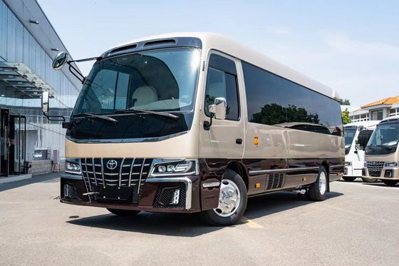 Un buen precio. Toyota Coaster Autobús turístico de 12 plazas con tracción trasera de gasolina 4×2 Transmisión manual en línea